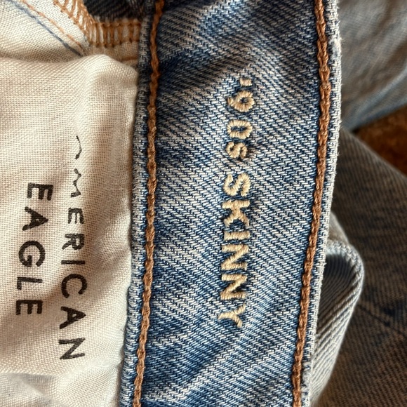 COPY - American Eagle 90’s skinny jeans 000 short - Picture 4 of 5